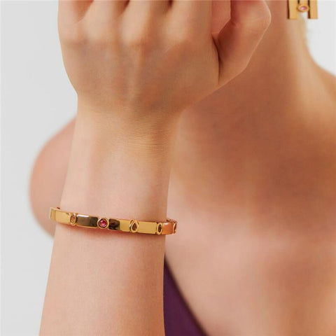Pulseira Algema com Cristais em formas Geométricas Pulseira Algema com Cristais em formas Geométricas