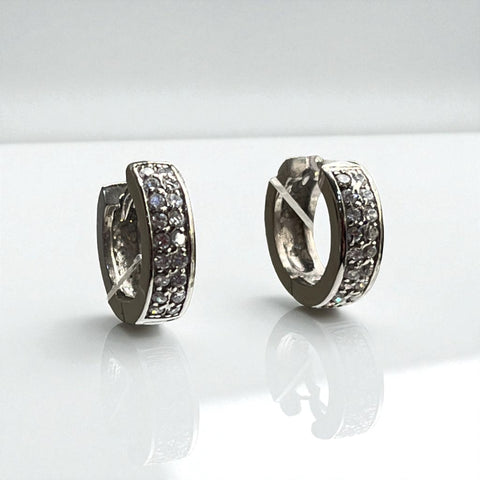 Brinco Argola com 2 Fileiras de Zirconia Brinco Argola com 2 Fileiras de Zirconia