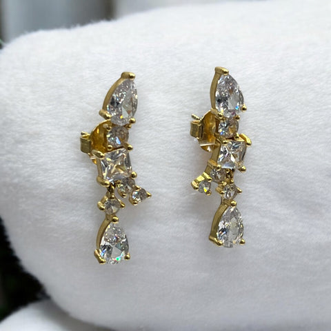 Brinco Ear Cuff com Pedras Zircônias Brinco Ear Cuff com Pedras Zircônias