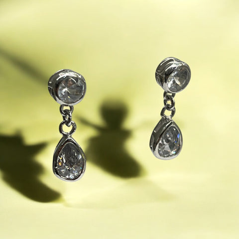 Brinco Pequeno Gota Zircônia Brinco Pequeno Gota Zircônia